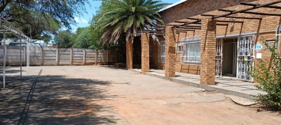 To Let commercial Property for Rent in Klerksdorp Industrial North West